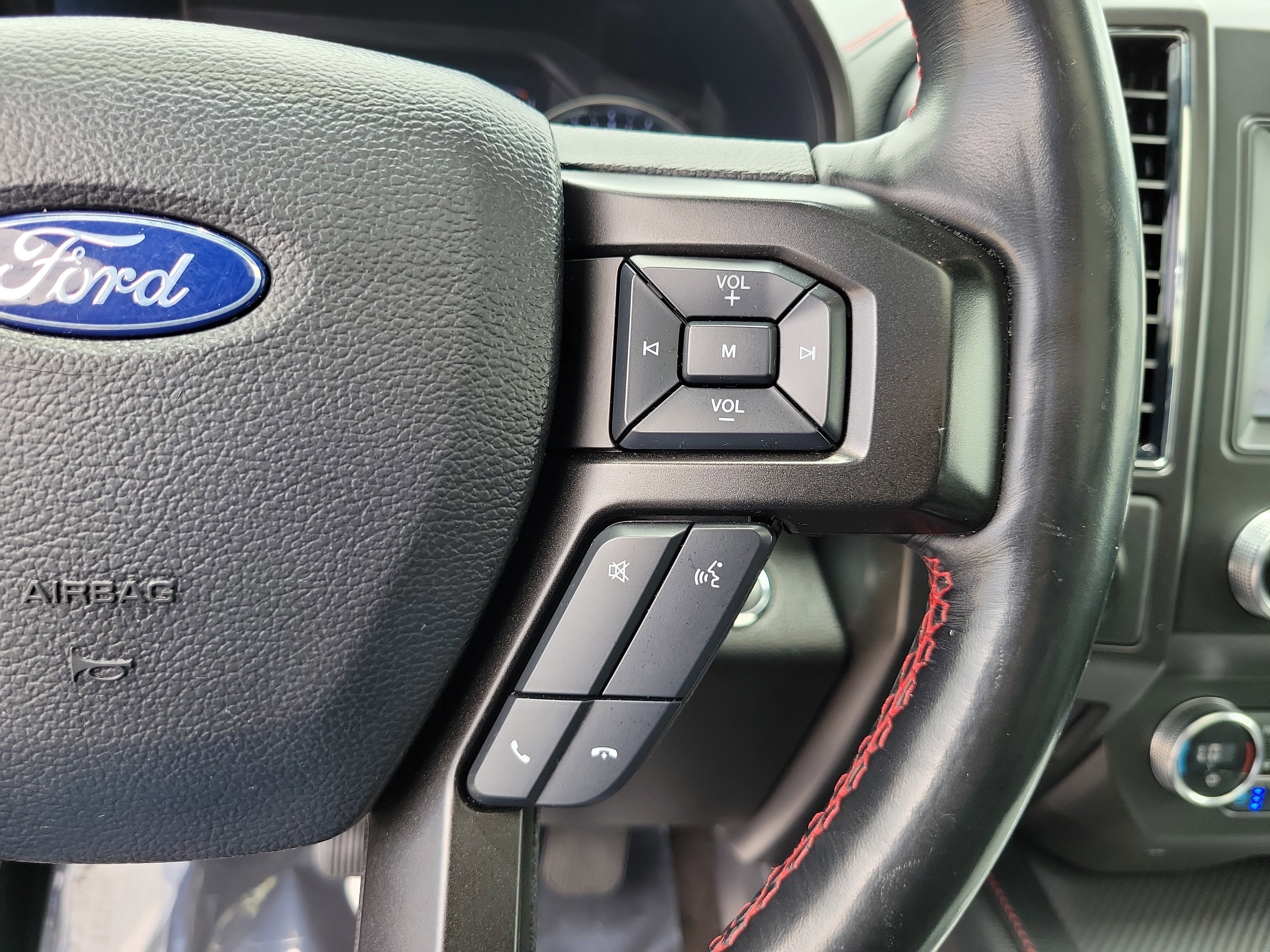 Used 2020 Ford Expedition Max Limited w/ Equipment Group 303A AWD/4WD image 31