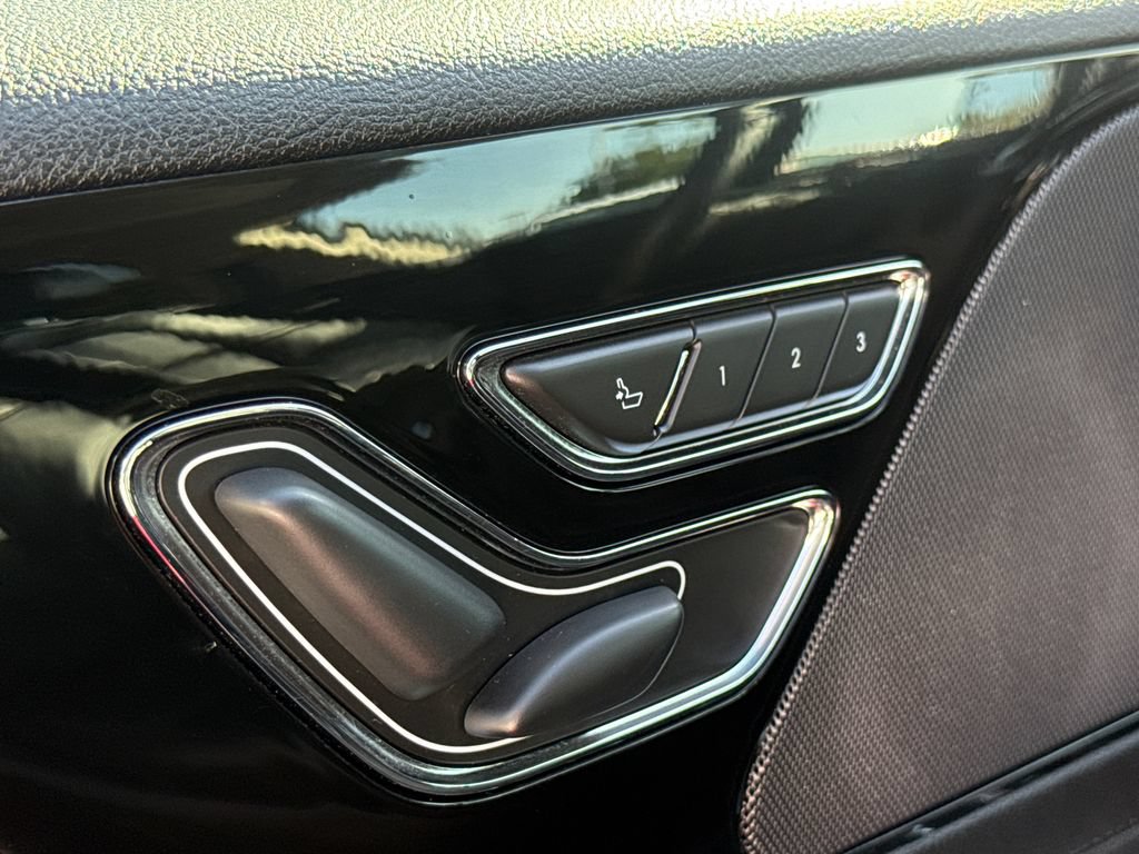 Used 2023 Lincoln Aviator AWD w/ Premium Package image 22