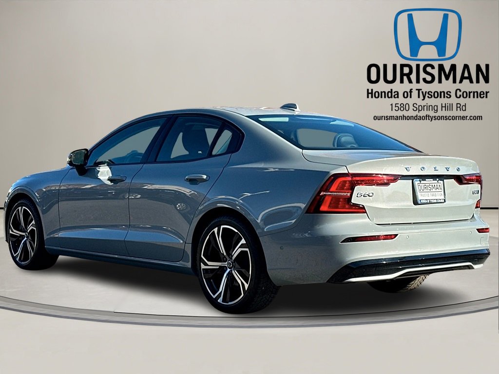 Used 2024 Volvo S60 B5 Ultimate w/ Climate Package image 3