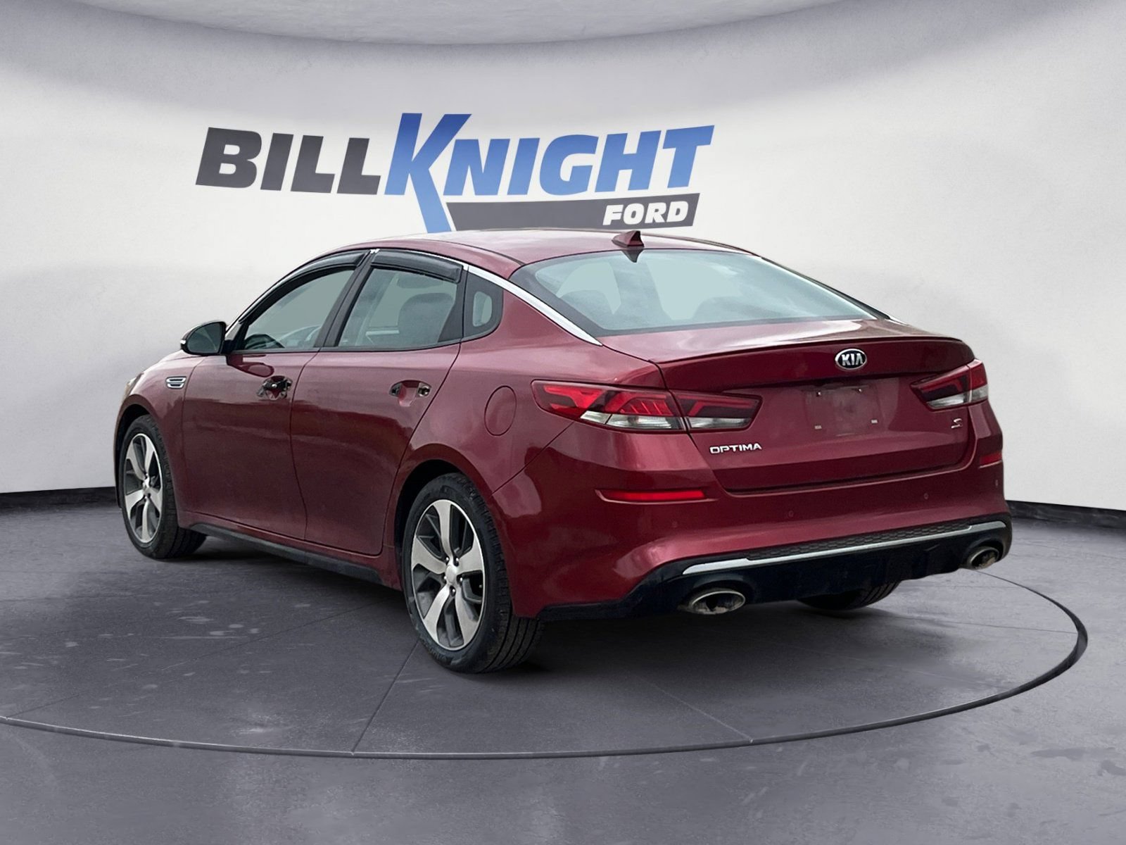 Used 2019 Kia Optima S FWD image 3