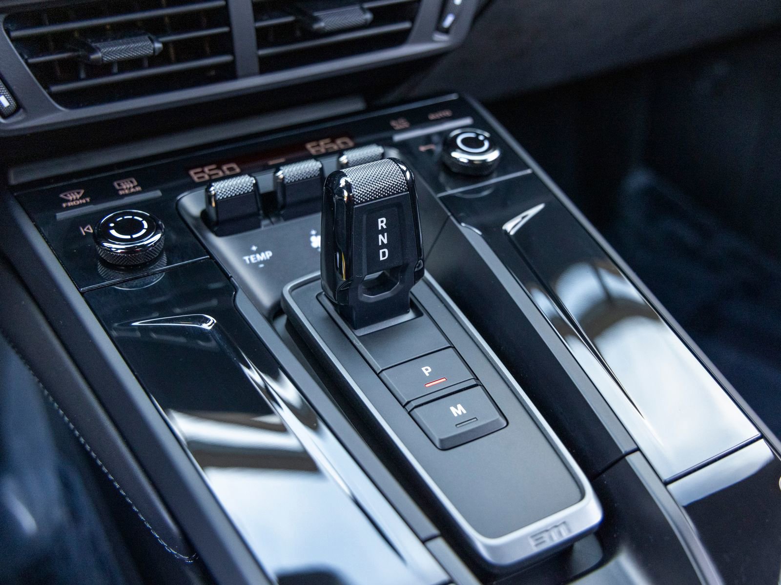 Certified 2025 Porsche 911 Carrera 4 GTS image 46