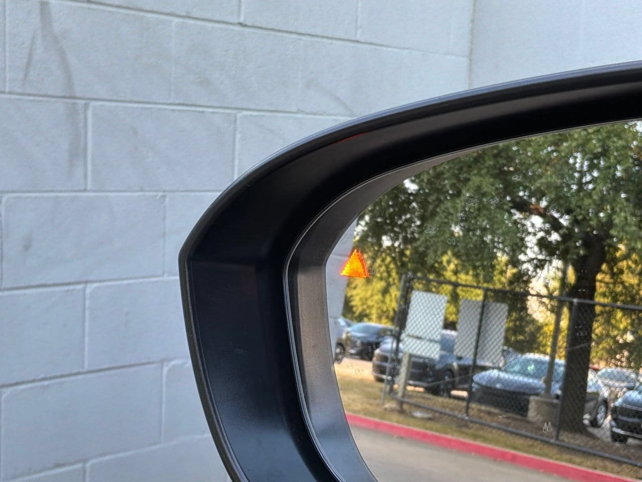 Used 2025 Nissan Rogue SV FWD image 20