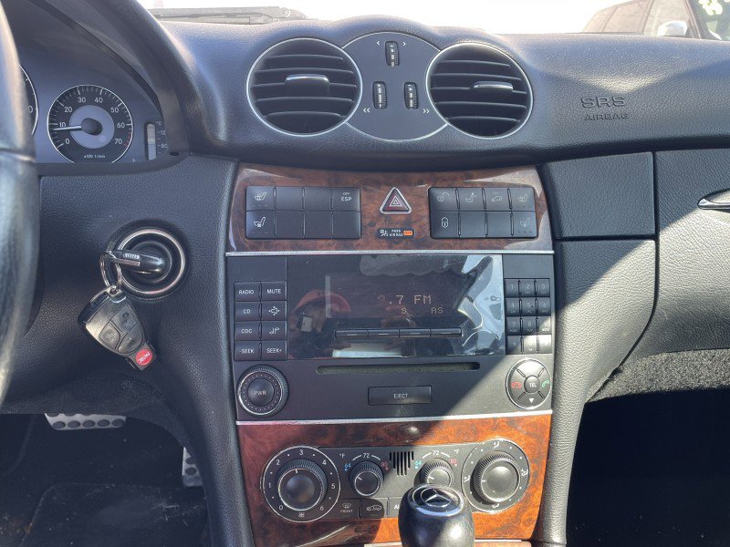 Used 2006 Mercedes-Benz CLK 350 Cabriolet image 6