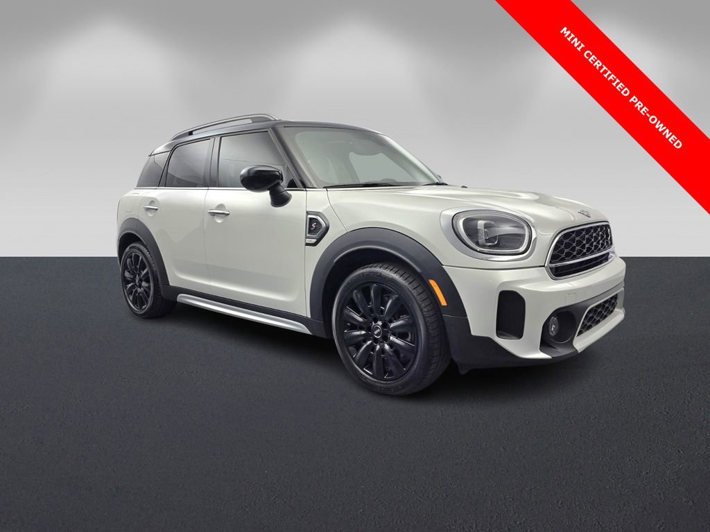 Used 2024 MINI Cooper Countryman S w/ Signature Upholstery Package image 1