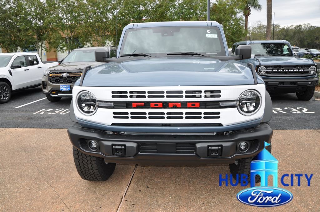 New 2025 Ford Bronco Heritage Edition image 8