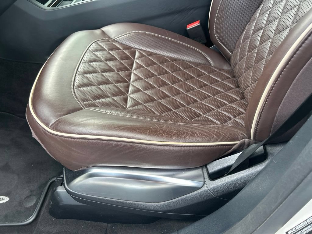 Used 2014 Mercedes-Benz GL 550 4MATIC image 22