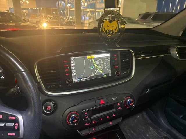 Used 2020 Kia Sorento SX image 12