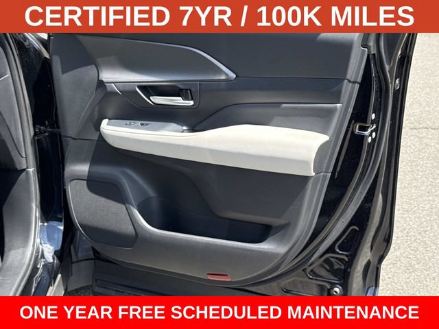 Used 2025 Toyota Grand Highlander FWD image 7