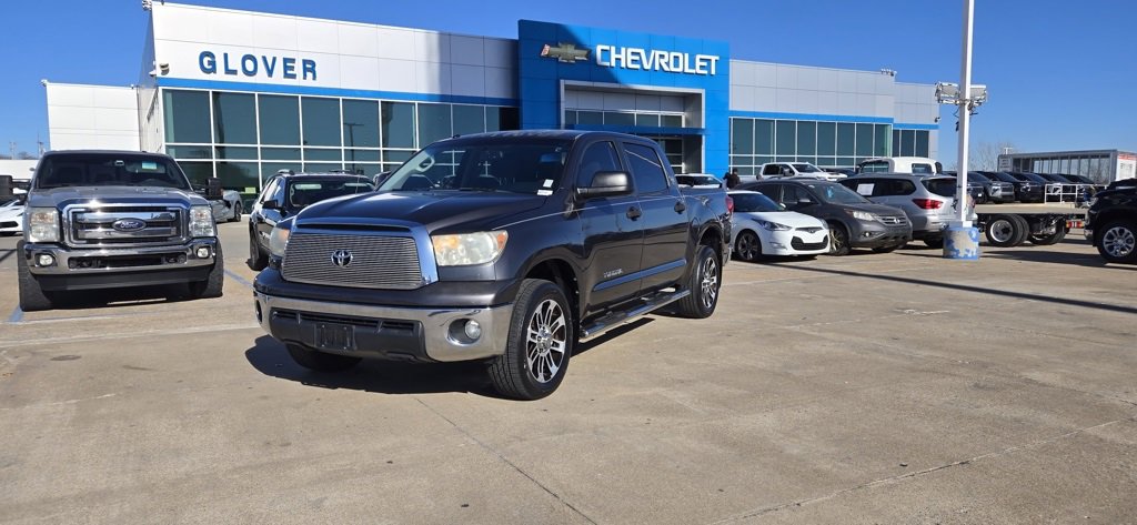 Used 2013 Toyota Tundra 4x4 CrewMax image 1
