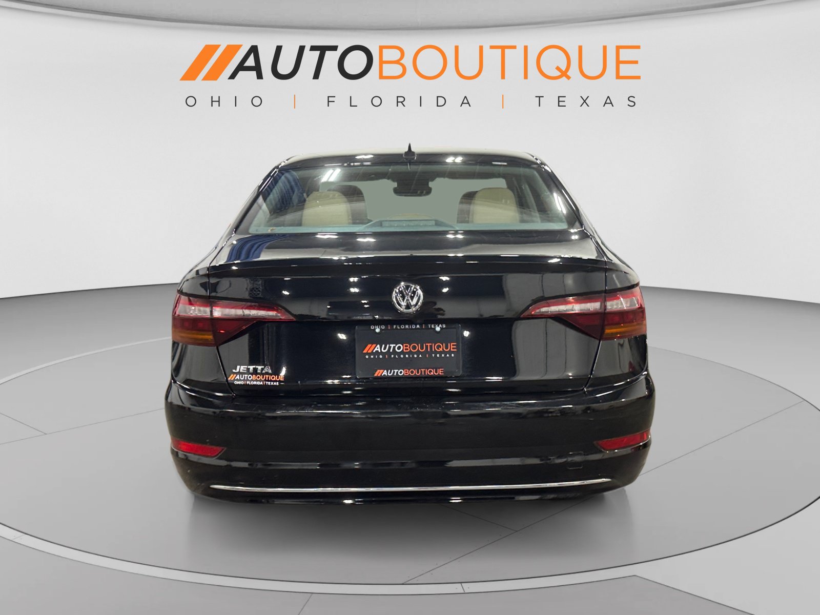 Used 2019 Volkswagen Jetta SE w/ Cold Weather Package FWD image 4
