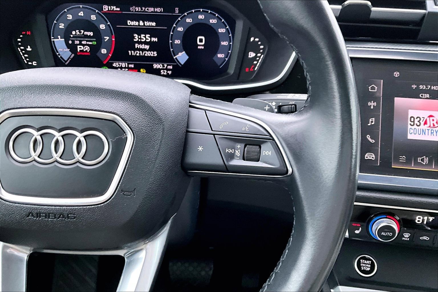 Used 2024 Audi Q3 2.0T Premium image 11