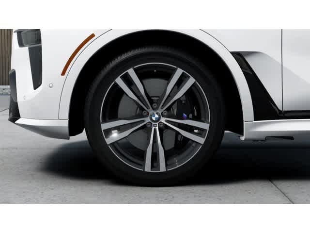 New 2026 BMW X7 M60i image 7