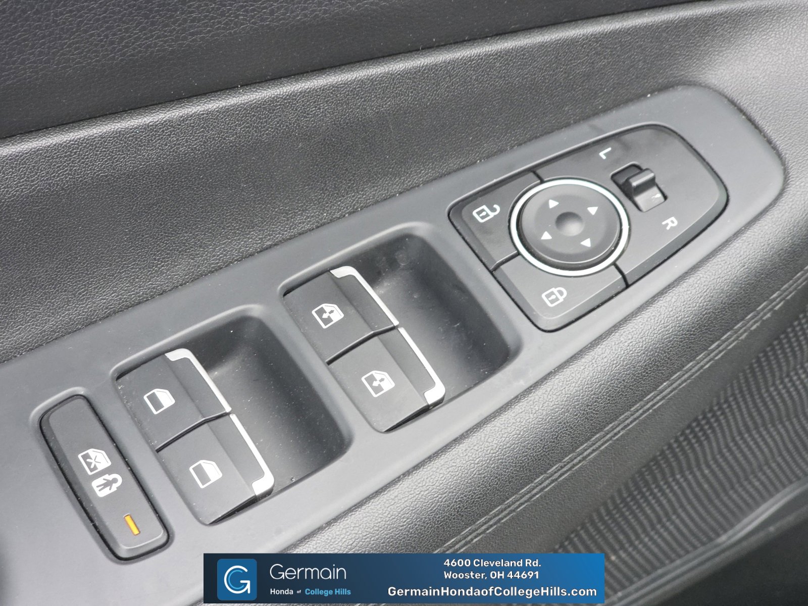 Used 2023 Hyundai Santa Fe SEL image 29