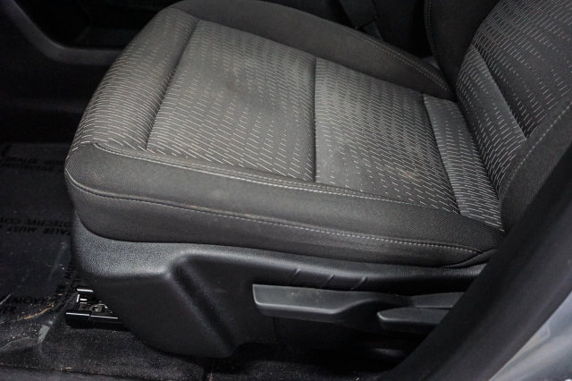 Used 2025 Chevrolet Equinox LT FWD image 7