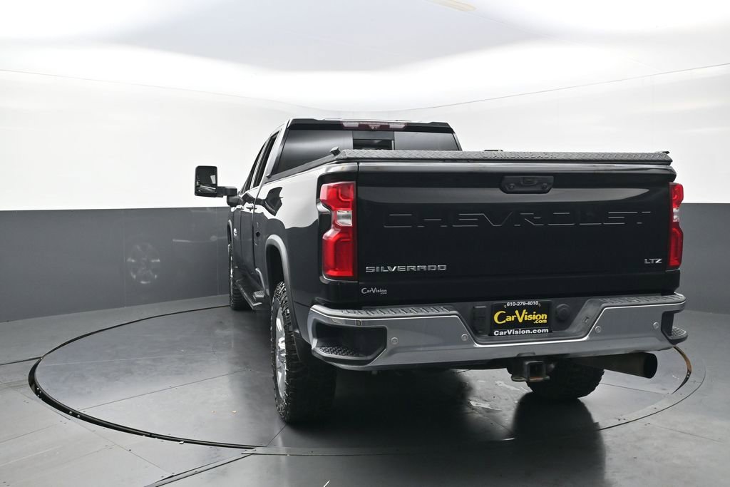 Used 2020 Chevrolet Silverado 3500 LTZ w/ LTZ Texas Edition image 6
