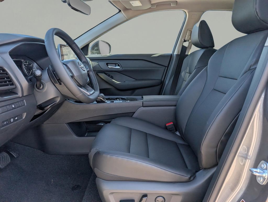 New 2026 Nissan Rogue SV image 17