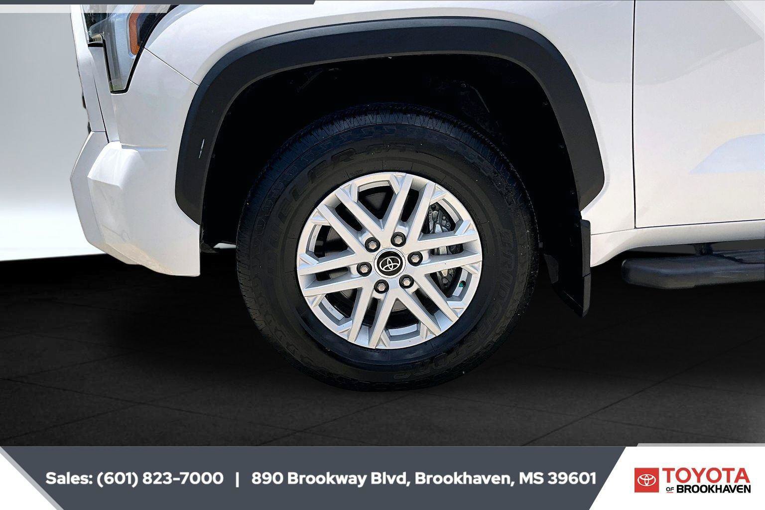 Used 2024 Toyota Tundra SR5 w/ SR5 Premium Package RWD image 7