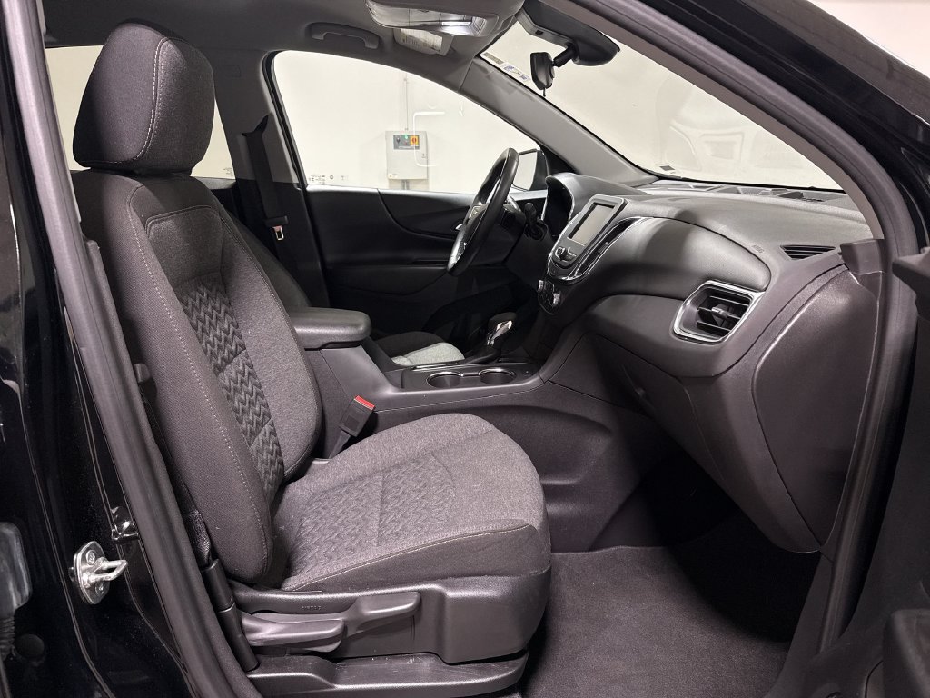 Used 2024 Chevrolet Equinox LT FWD image 21