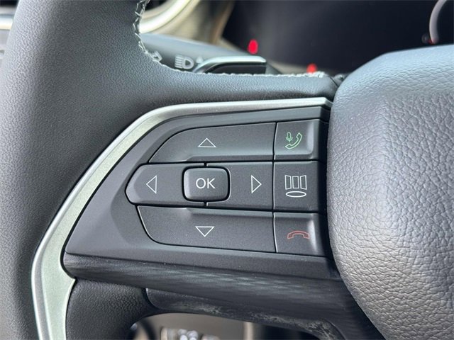 New 2025 Jeep Grand Cherokee L Laredo w/ Luxury Tech Group I image 9