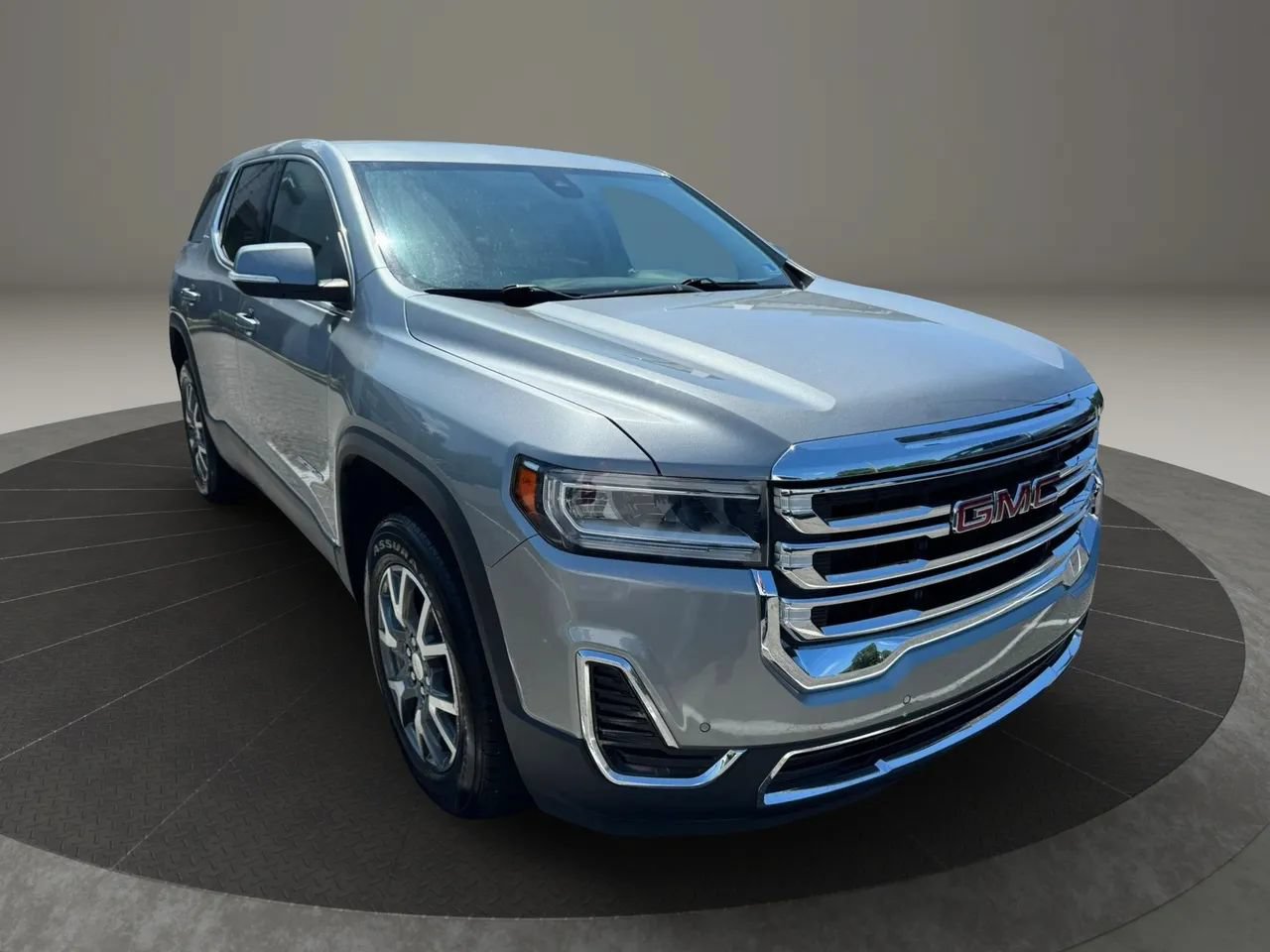 Used 2023 GMC Acadia SLE AWD/4WD image 8
