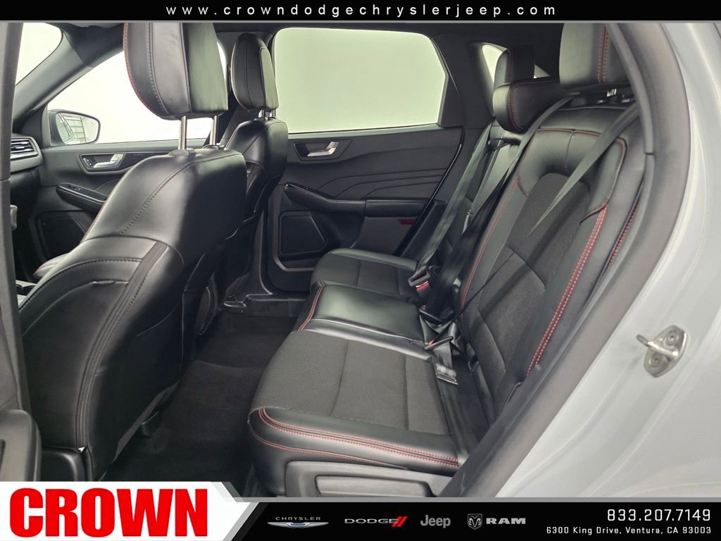 Used 2025 Ford Escape ST-Line image 19