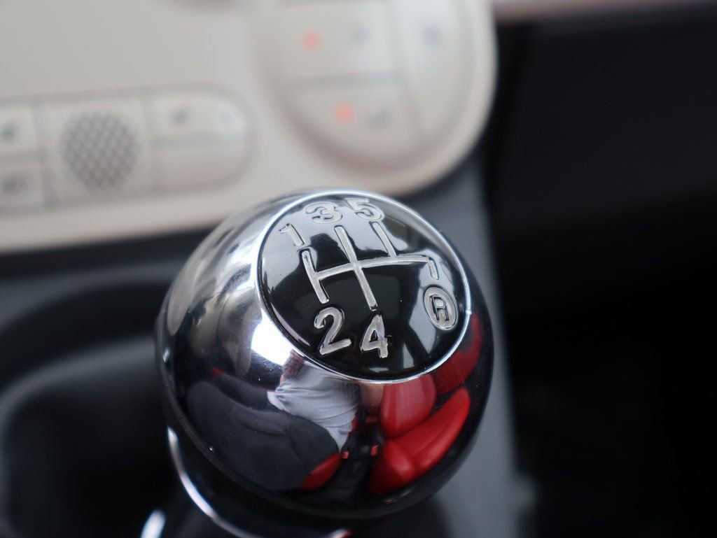 Used 2013 FIAT 500 Lounge w/ Luxury Leather Pkg image 29