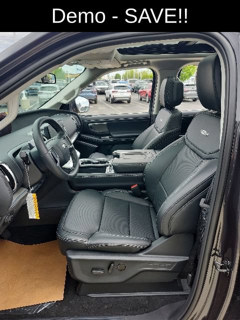 New 2026 Ford Expedition Platinum w/ Driver's Package AWD/4WD image 38