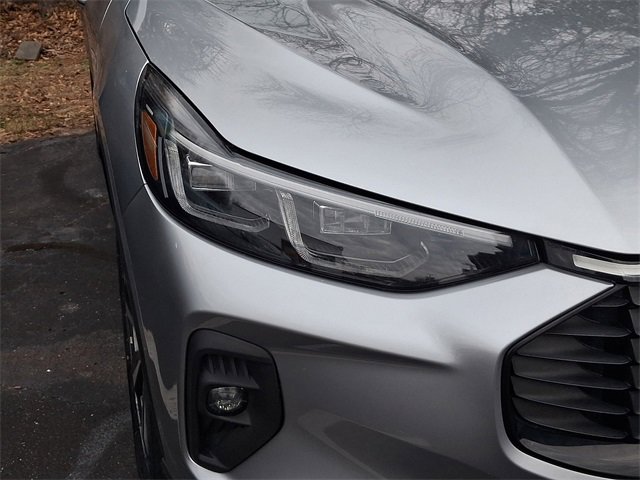 Used 2024 Ford Escape Platinum image 5