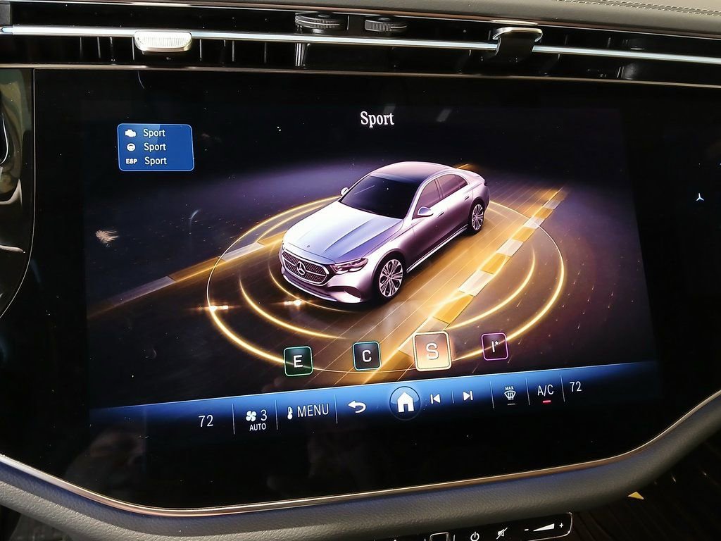 Used 2026 Mercedes-Benz E 450 4MATIC Sedan image 24