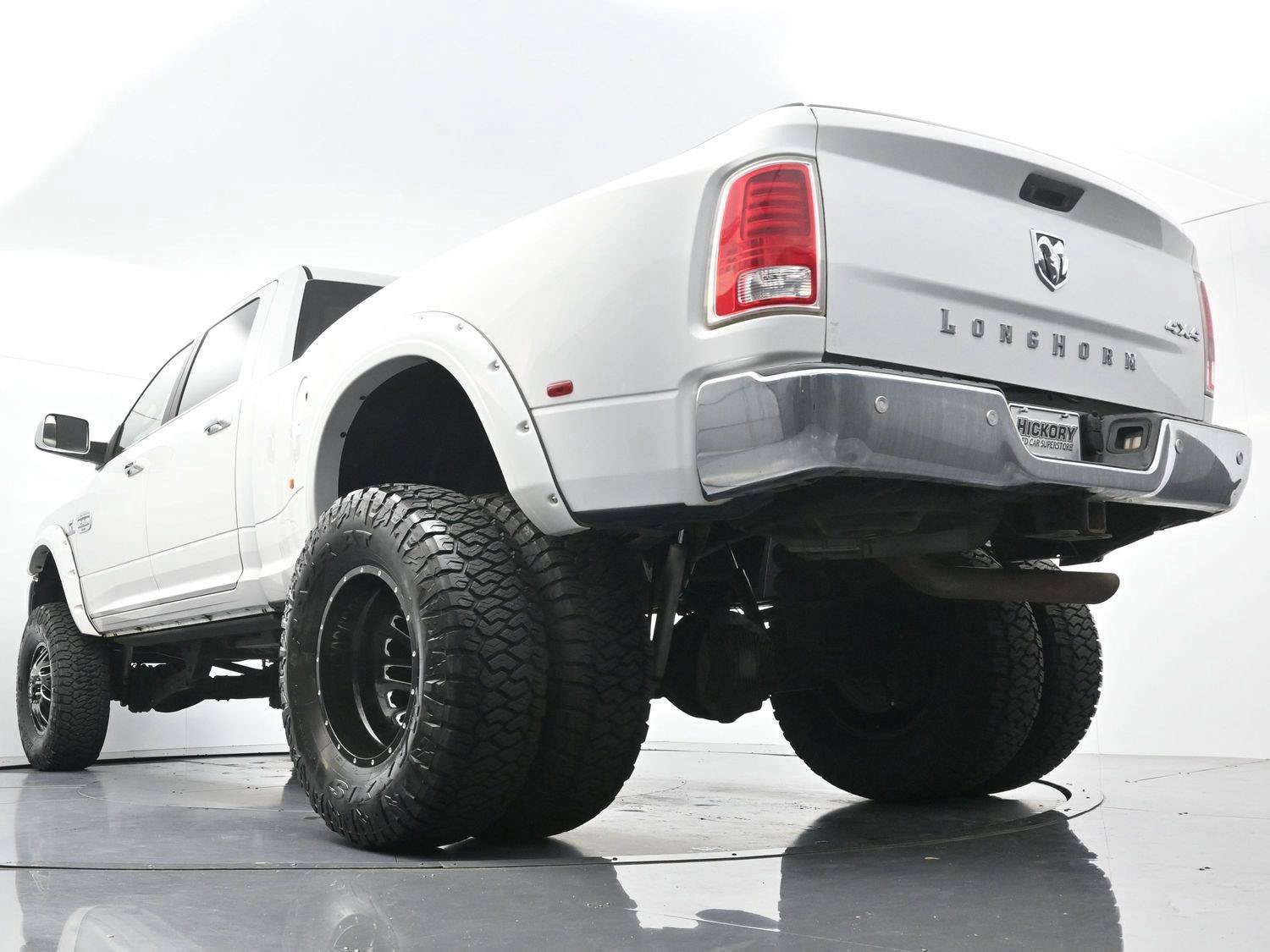 Used 2018 RAM 3500 Laramie Longhorn w/ Longhorn Southfork Package AWD/4WD image 48