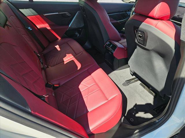 Used 2025 BMW 530i w/ M Sport Package image 19