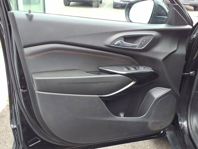 Used 2024 Chevrolet Trax RS w/ Driver Confidence Package FWD image 10