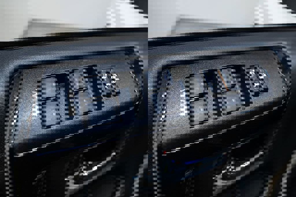 Used 2019 Toyota 4Runner Limited image 19