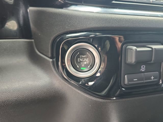 Used 2024 Chevrolet Silverado 2500 High Country w/ Technology Package image 25