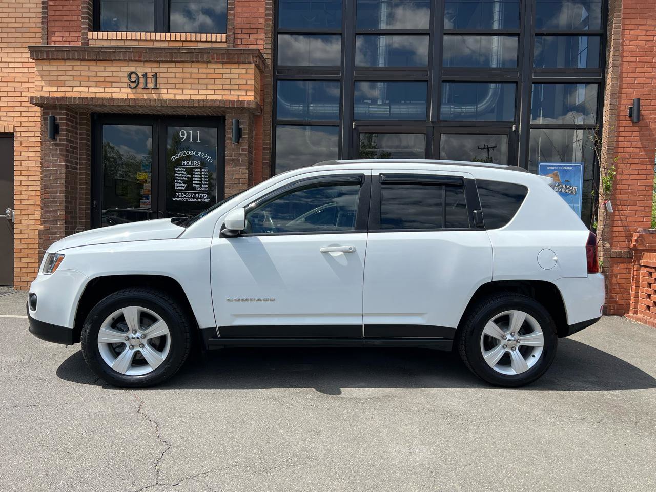 Used 2015 Jeep Compass Latitude image 5