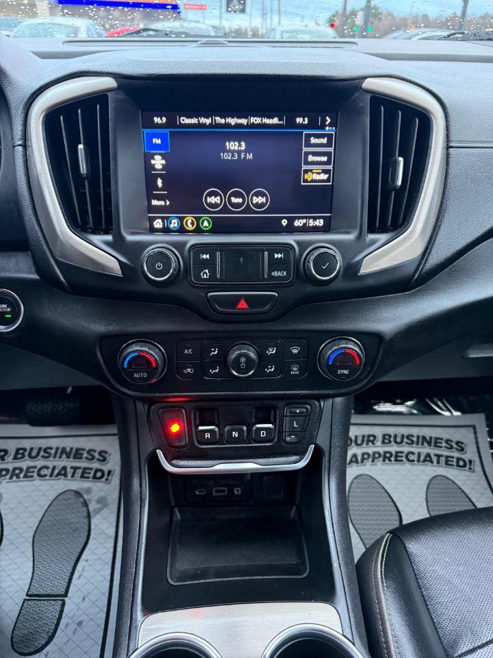 Used 2019 GMC Terrain Denali w/ Comfort Package image 16