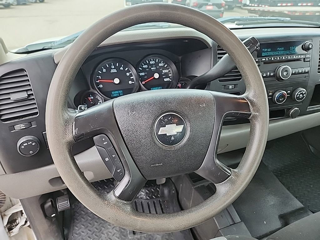 Used 2009 Chevrolet Silverado 1500 W/T AWD/4WD image 9