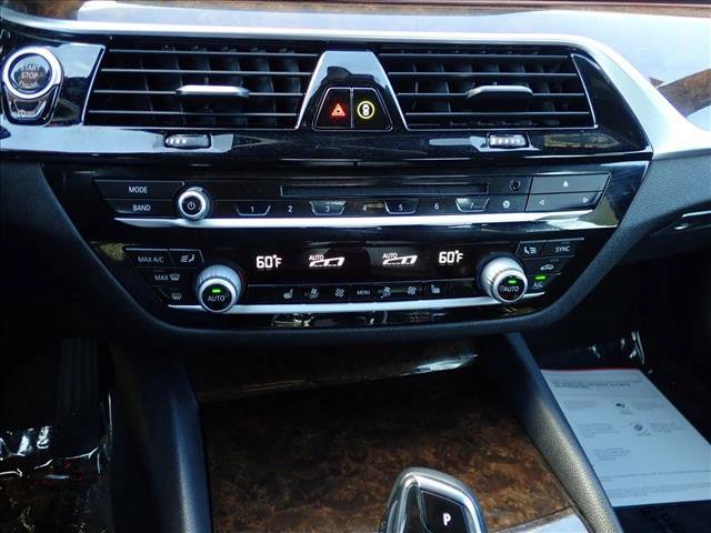 Used 2018 BMW 530i xDrive w/ Premium Package image 16