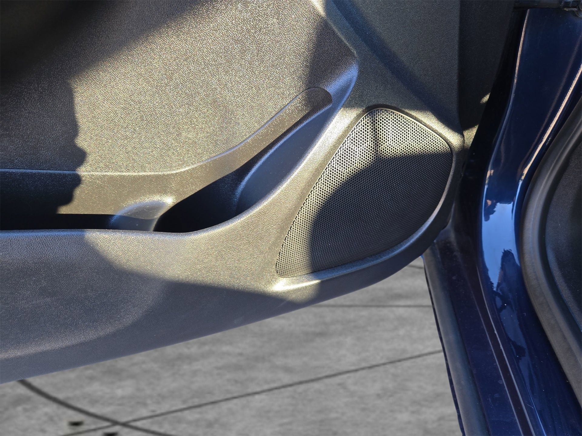 Used 2020 Chevrolet Malibu LT image 30