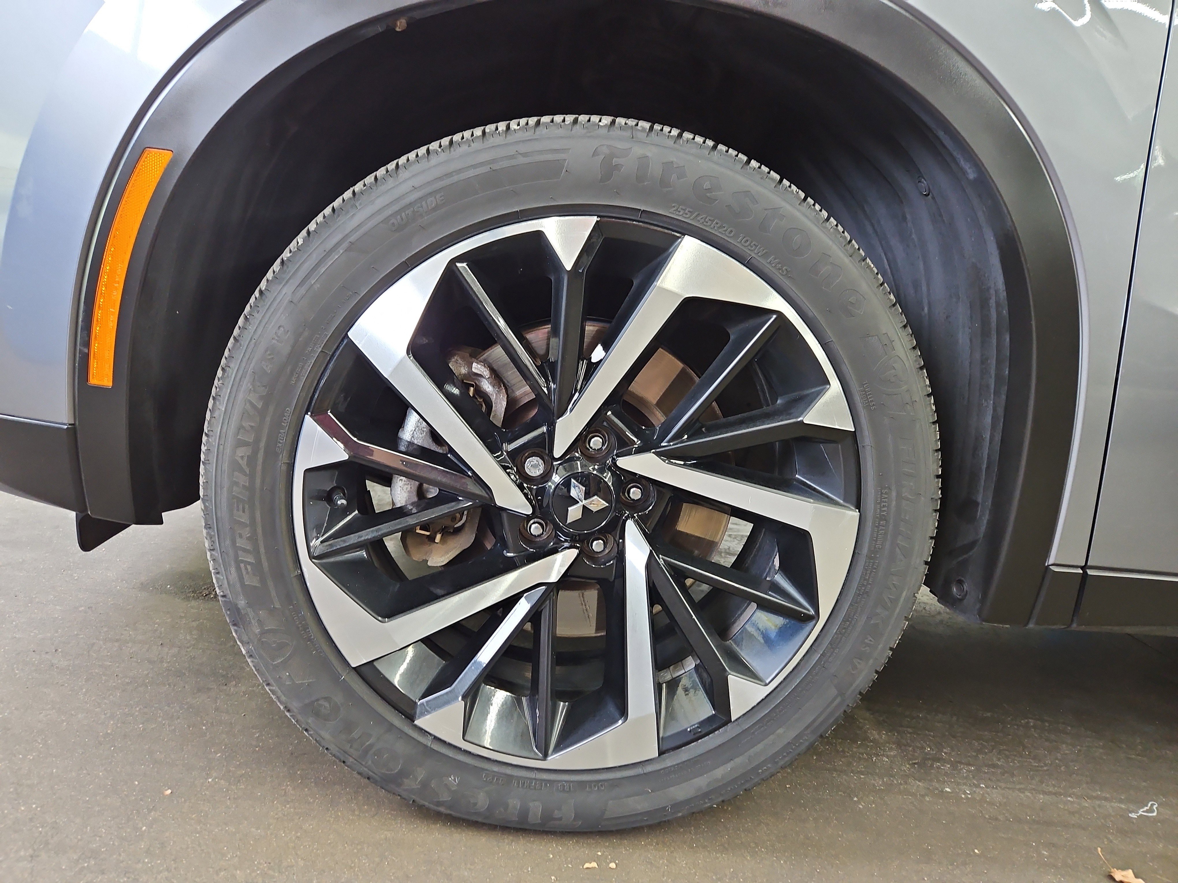 Used 2023 Mitsubishi Outlander SE image 21