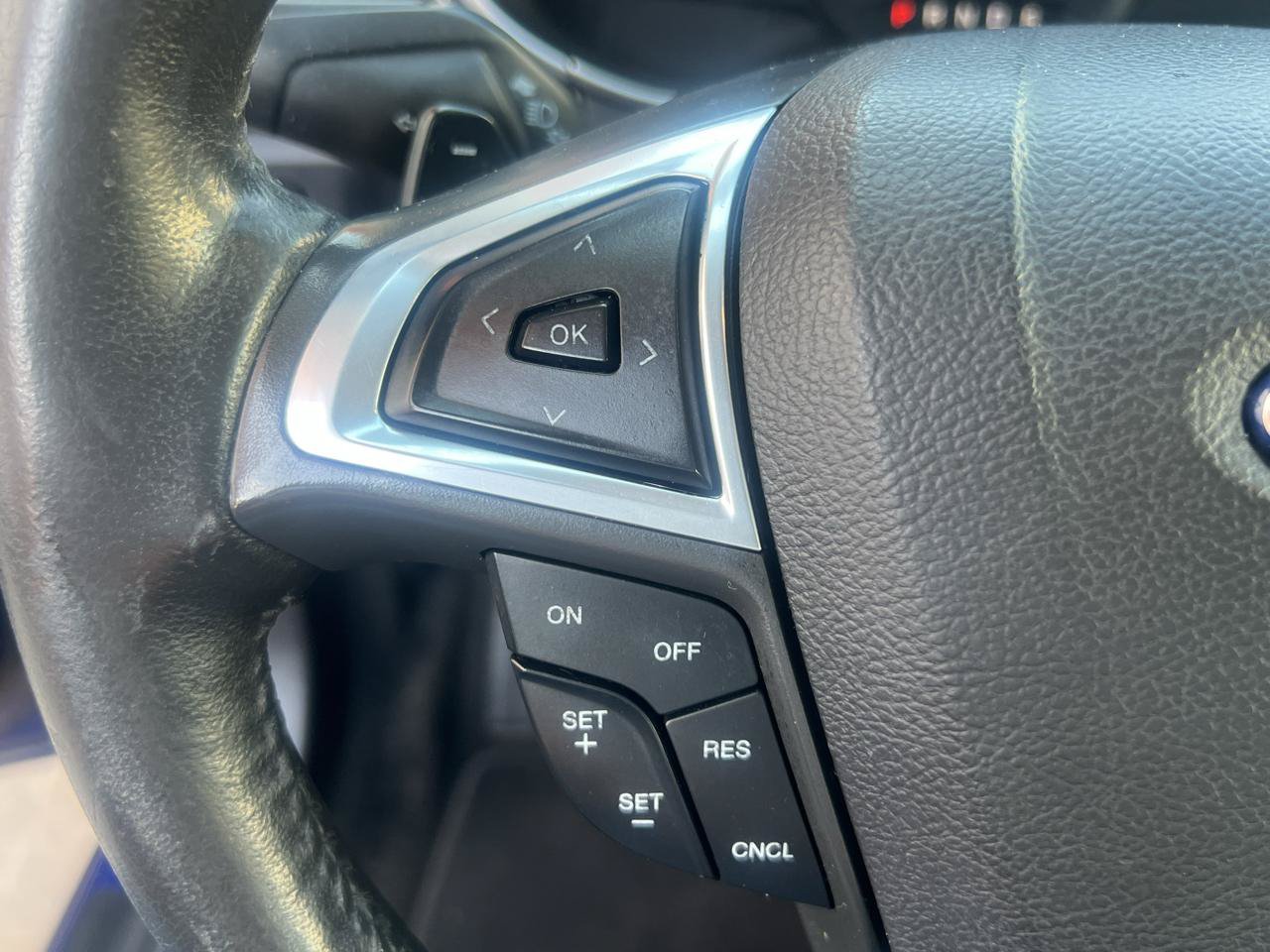 Used 2016 Ford Fusion SE w/ Equipment Group 202A AWD/4WD image 17