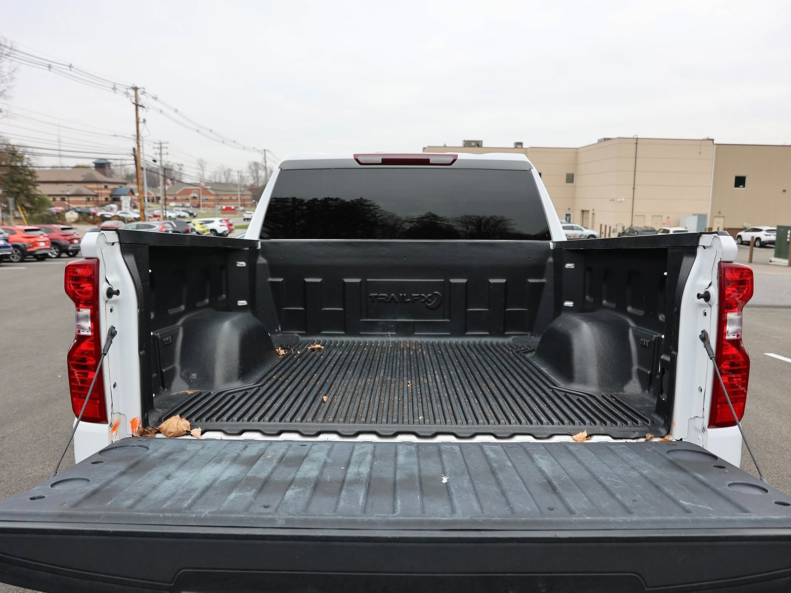 Used 2023 Chevrolet Silverado 1500 Custom image 18