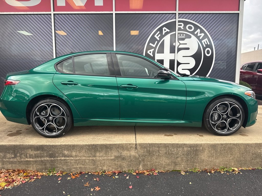 New 2025 Alfa Romeo Giulia AWD w/ Driving Assist Package image 2