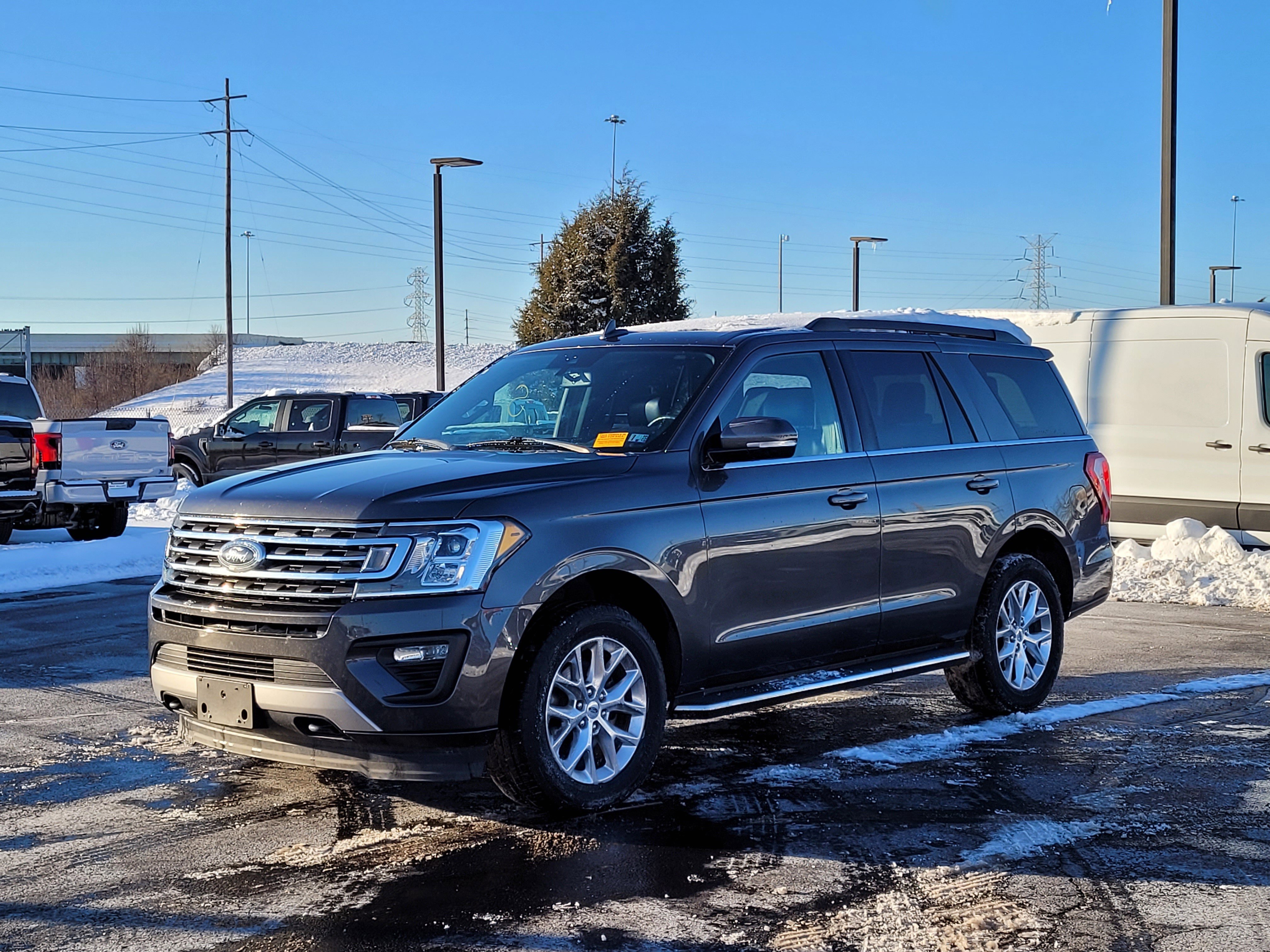 Used 2020 Ford Expedition XLT w/ Equipment Group 202A image 8