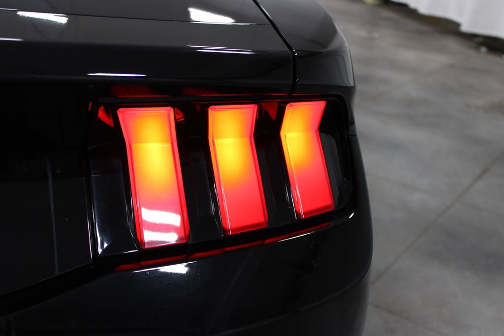 Used 2024 Ford Mustang EcoBoost image 22