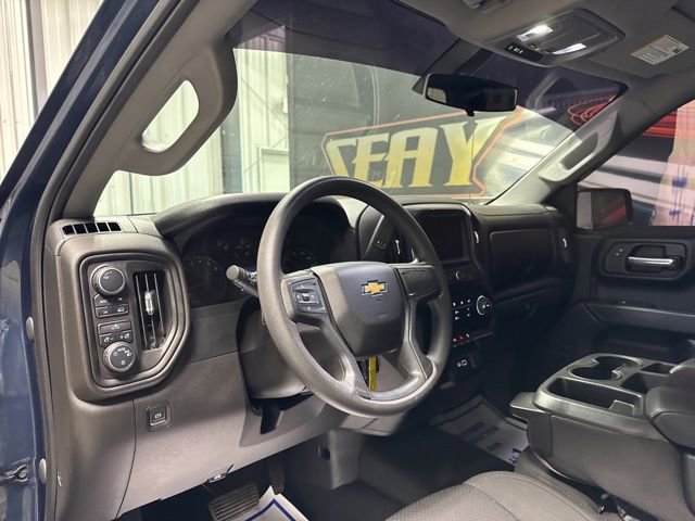 Used 2022 Chevrolet Silverado 1500 Custom image 5