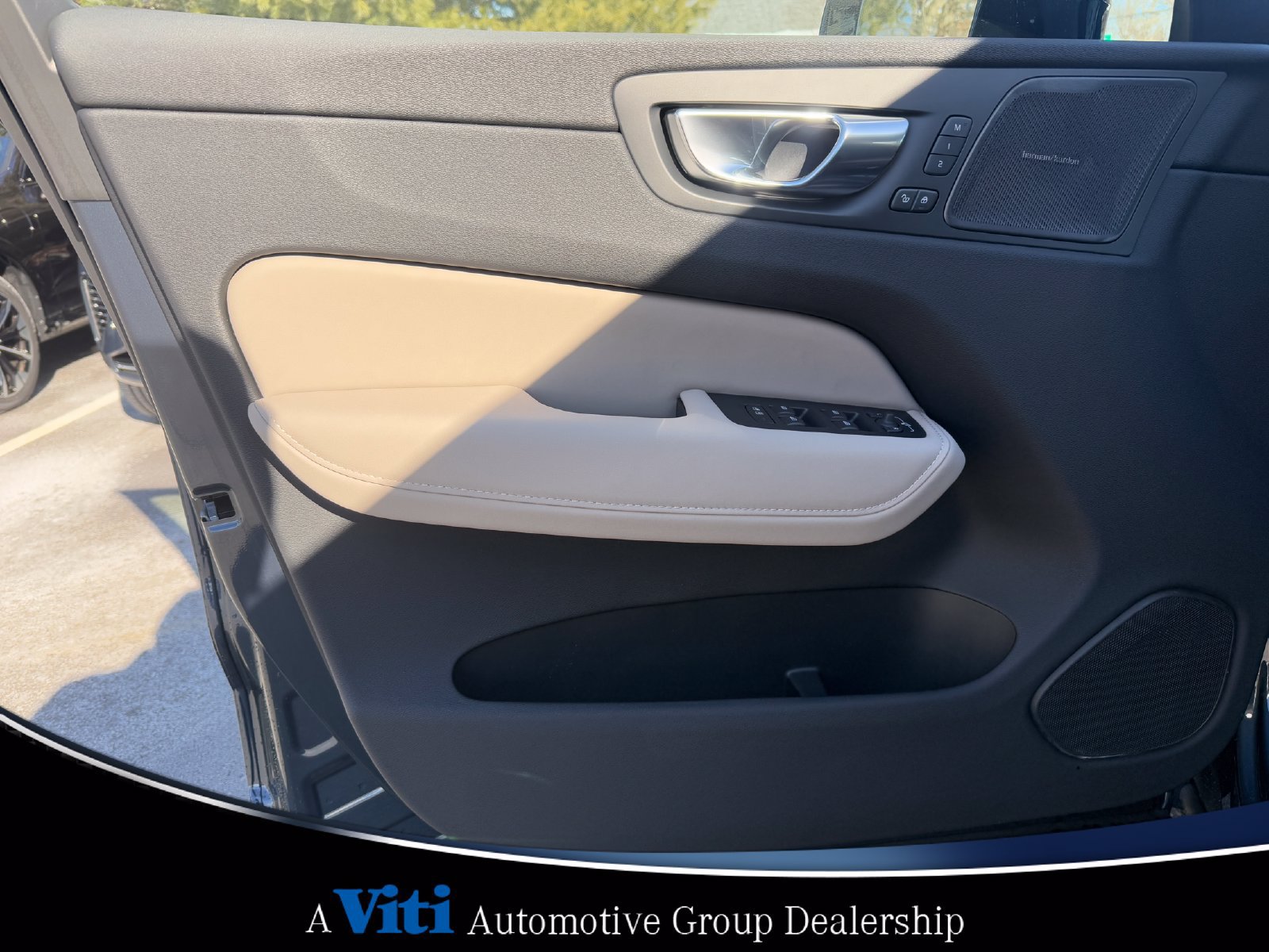 Used 2026 Volvo XC60 B5 Plus w/ Protection Package Premier AWD/4WD image 11
