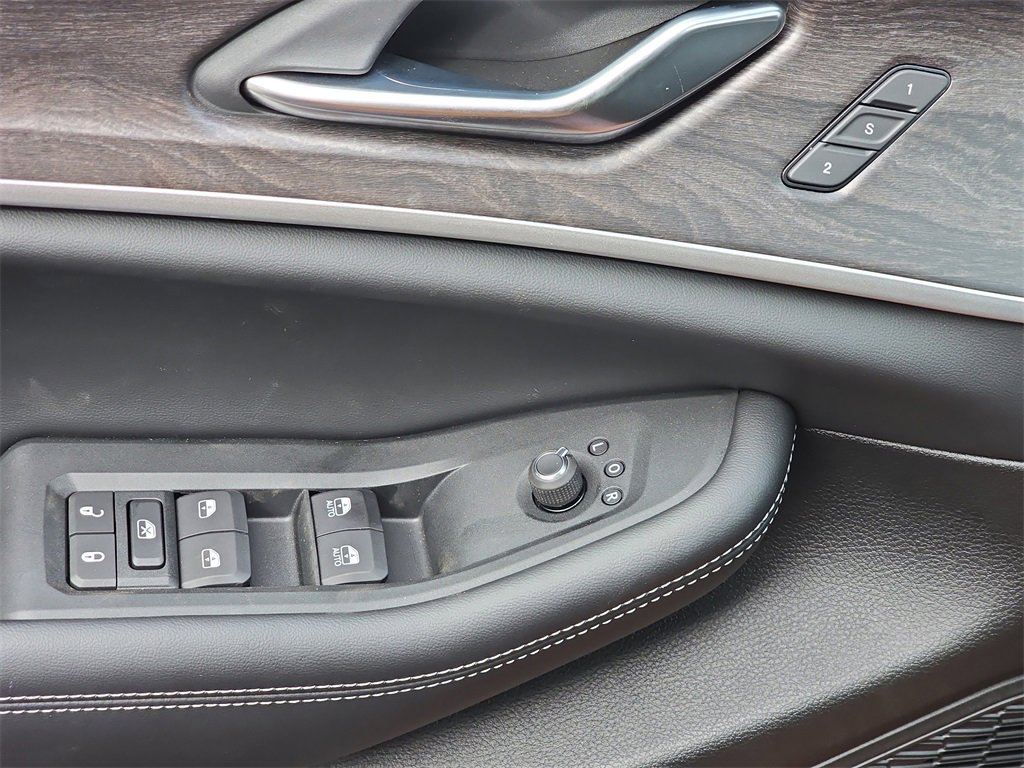 New 2025 Jeep Grand Cherokee Limited w/ Luxury Tech Group II image 30