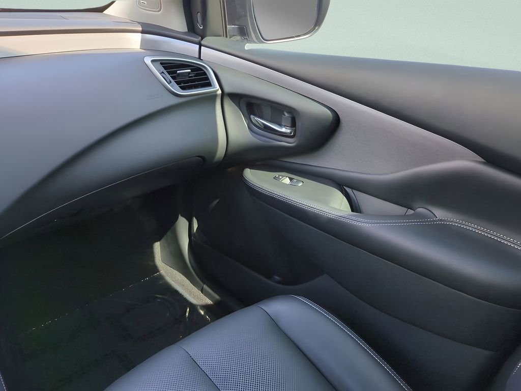 Certified 2024 Nissan Murano SL image 17
