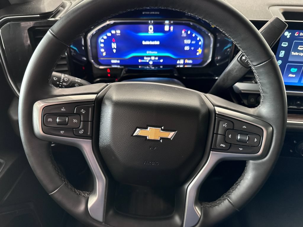 Certified 2023 Chevrolet Silverado 1500 LT AWD/4WD image 15